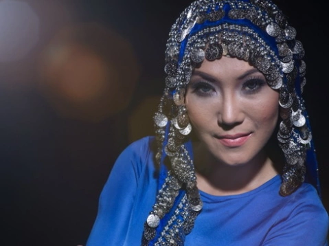 Kim Phượng ăn vận giống nàng công chúa Seherazat bước ra từ câu chuyện cổ tích Kim Phượng ăn vận giống nàng công chúa Seherazat bước ra từ câu chuyện cổ tích