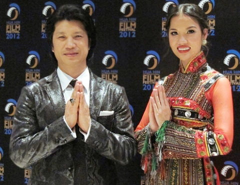 bộ phim Để Mai Tính của đạo diễn Việt Kiều Charlie Nguyễn, kịch bản của Dustin. bộ phim Để Mai Tính của đạo diễn Việt Kiều Charlie Nguyễn, kịch bản của Dustin.