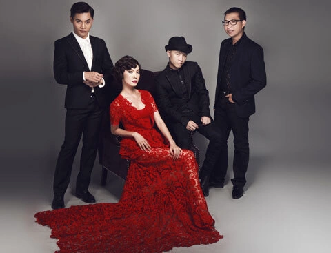 'Bộ tứ quyền lực' trở lại trong cuộc tìm kiếm người mẫu 2012.