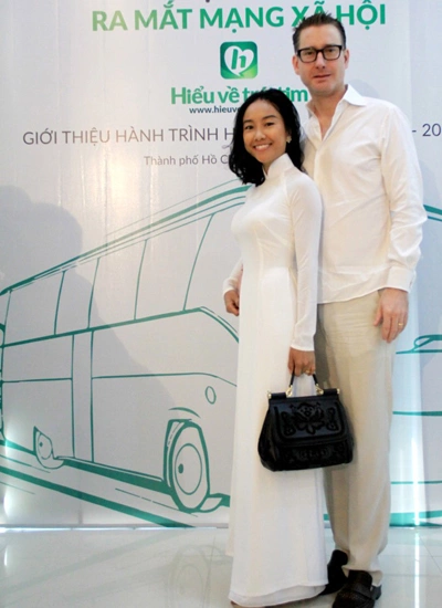 truong-ngoc-anh-mung-chi-bao-ra-mat-mang-xa-hoi-thien-nguyen-5