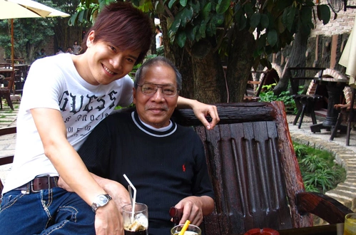 bo-ca-si-hong-ngoc-qua-doi