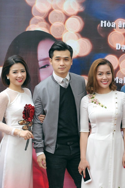 nguyen-ngoc-anh-cuoi-khi-bi-don-hen-ho-to-minh-duc-4
