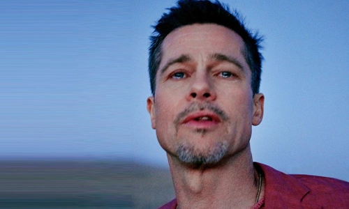 Brad Pitt mắt ngấn lệ trong bộ ảnh đầu tiên sau đổ vỡ hôn nhân - Báo VnExpress Giải trí