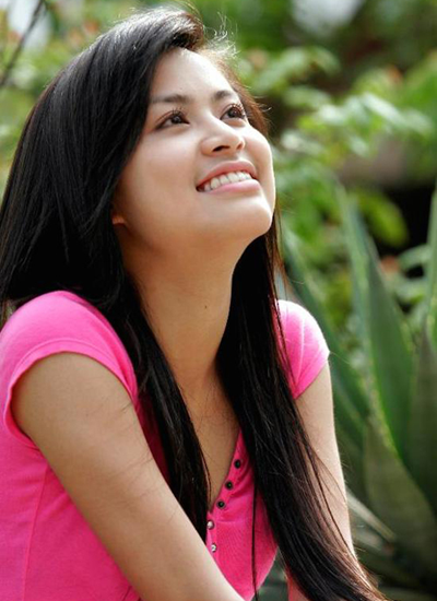 * Hoàng Thùy Linh: Tôi nợ Vàng Anh một lời xin lỗi Video