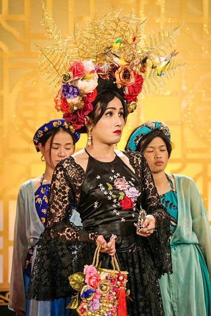 Huỳnh Lập (áo đen) từng thuộc nhóm hài DAMtv, hiện anh hoạt động độc lập, có kênh Youtube riêng
