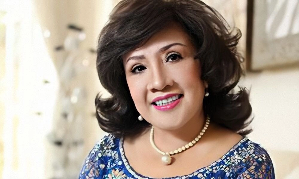 Nghệ sĩ Lệ Thủy đón tuổi 72