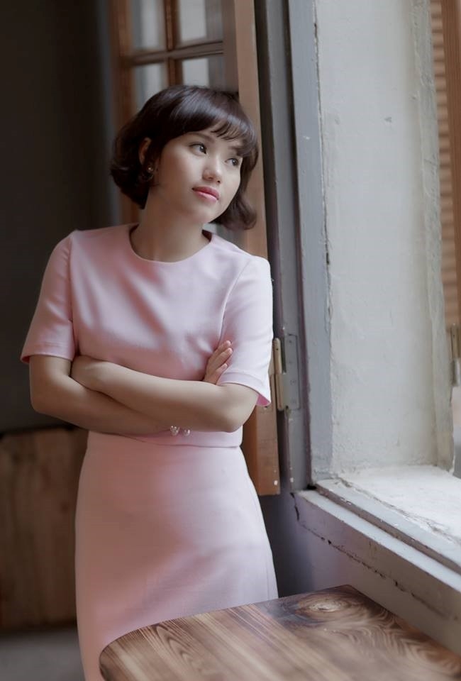 Thùy Chi cắt tóc ngắn năm 2016.