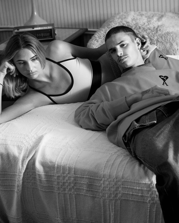 Romeo và Mia được khen đẹp đôi, có chung niềm đam mê thời trang. Ảnh: Puma