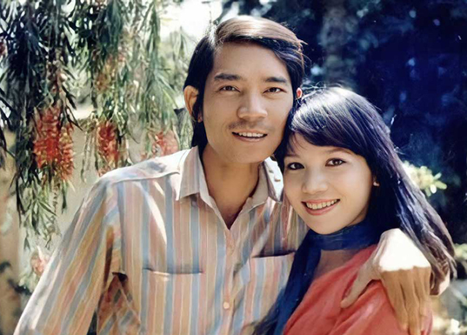 Nhạc sĩ Quốc Dũng và vợ - danh ca Bảo Yến - thời trẻ. Ảnh: Bảo Yến Fanpage