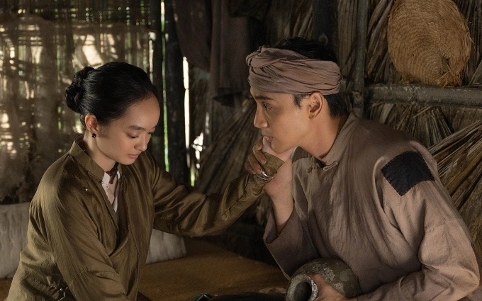 Kaity Nguyễn - vai Linh và Thuận Nguyễn - vai Nhân. Ảnh: Huy Trần