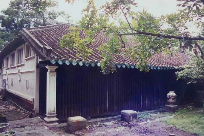 Bên ngoài nhà cổ Vương Hồng Sển - còn gọi là Vân Đường phủ - ngày trước. Ảnh: Gia đình cung cấp