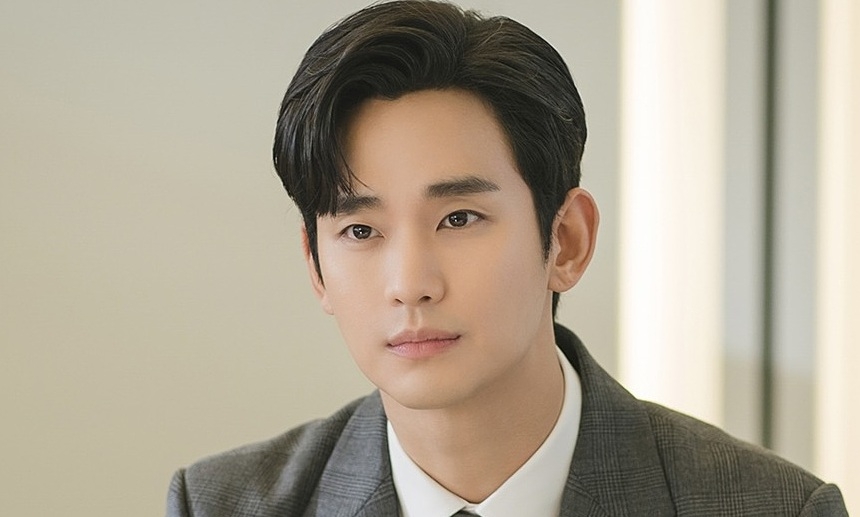 Kim Soo Hyun thừa nhận từng yêu Kim Sae Ron