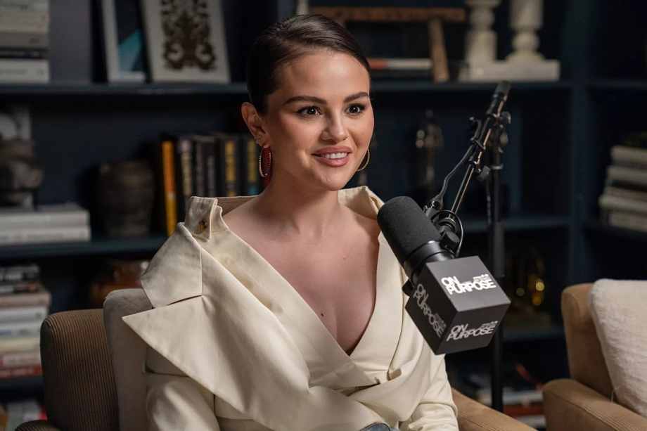 Selena Gomez: Phụ nữ chịu áp lực từ mạng xã hội - Báo VnExpress Giải trí