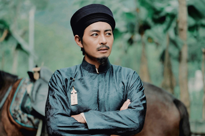 Thám tử Kiên là vai chính điện ảnh đầu tiên của diễn viên Quốc Huy. Ảnh: Đoàn phim cung cấp