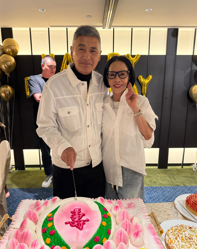 Vợ chồng Châu Nhuận Phát, Trần Hội Liên. Ảnh: Wenweipo