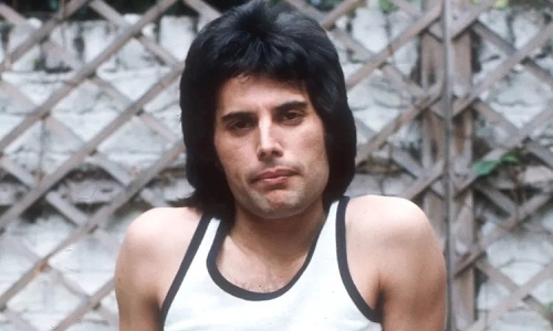 Ca sĩ Freddie Mercury - Tin tức mới nhất về Freddie Mercury