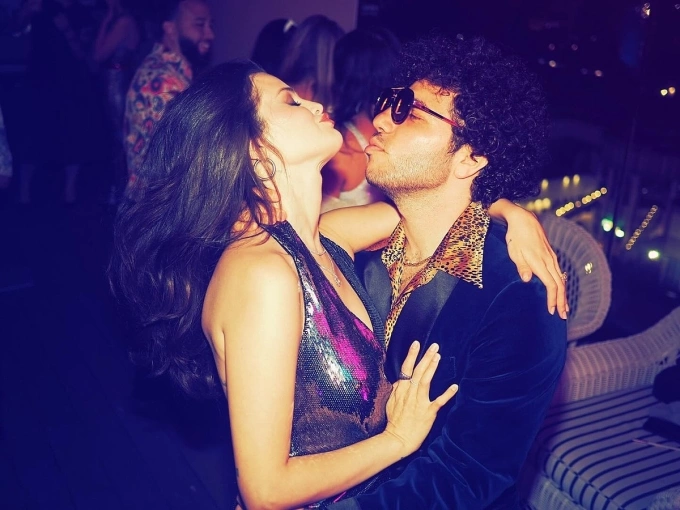 Selena Gomez và chồng sắp cưới - nhạc sĩ Benny Blanco, 37 tuổi. Ảnh: Instagram/ Selena Gomez