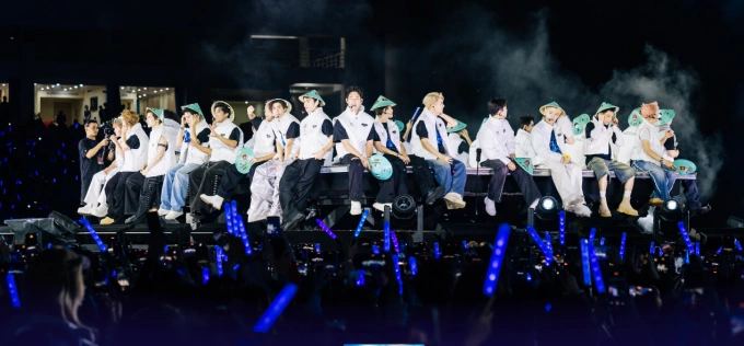Màn trình diễn của các anh trai ở concert Hà Nội . Ảnh: DatVietVAC