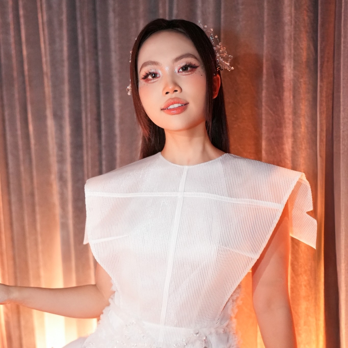Phương Mỹ Chi: 'Tôi nỗ lực giới thiệu văn hóa Việt tại Sing! Asia'