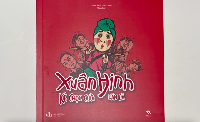 Sách do THBooks phát hành ở hai dạng bìa cứng, bìa mềm. Ảnh: Phương Linh