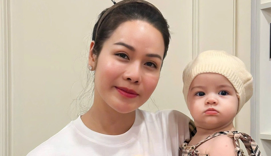 Nhật Kim Anh: 'Có con là món quà vô giá'