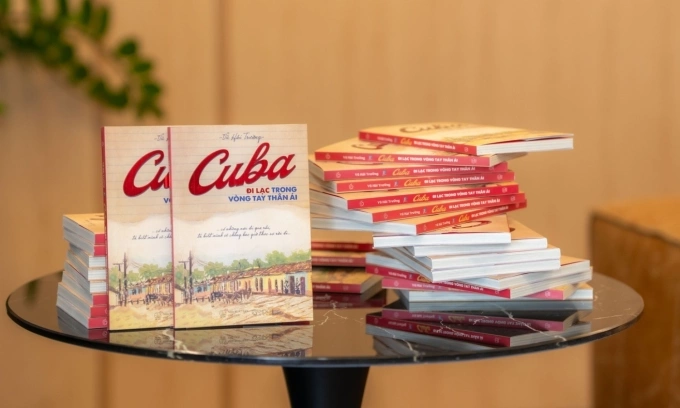 Tác phẩm của Vũ Hải Trường, do Nhà xuất bản Thế giới ấn hành. Ảnh: Mochibooks