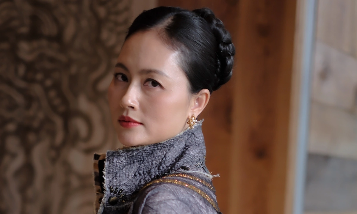 Đỗ Thị Hải Yến đóng hoàng hậu trong 'Hộ linh tráng sĩ'