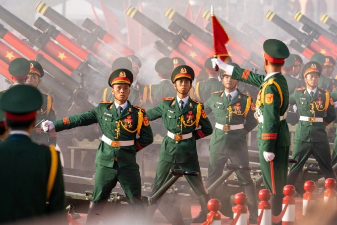 Khúc tráng ca hòa bình - Nguyễn Thế Anh