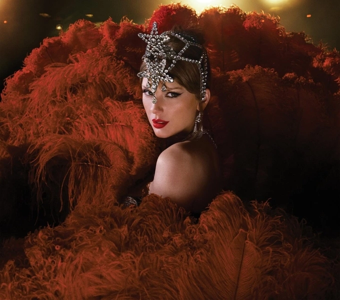 Taylor Swift hóa thân thành vũ nữ (showgirl) trong dự án mới. Ảnh: Instagram/ Taylor Swift