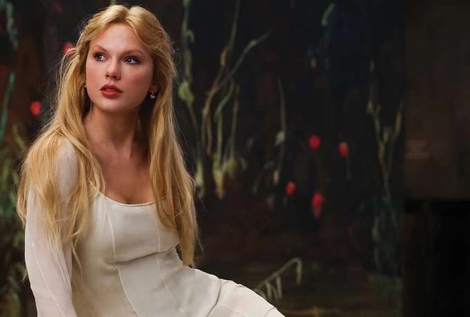 Một trong những tạo hình của Taylor Swift trong dự án mới. Ảnh: Instagram Taylor Swift