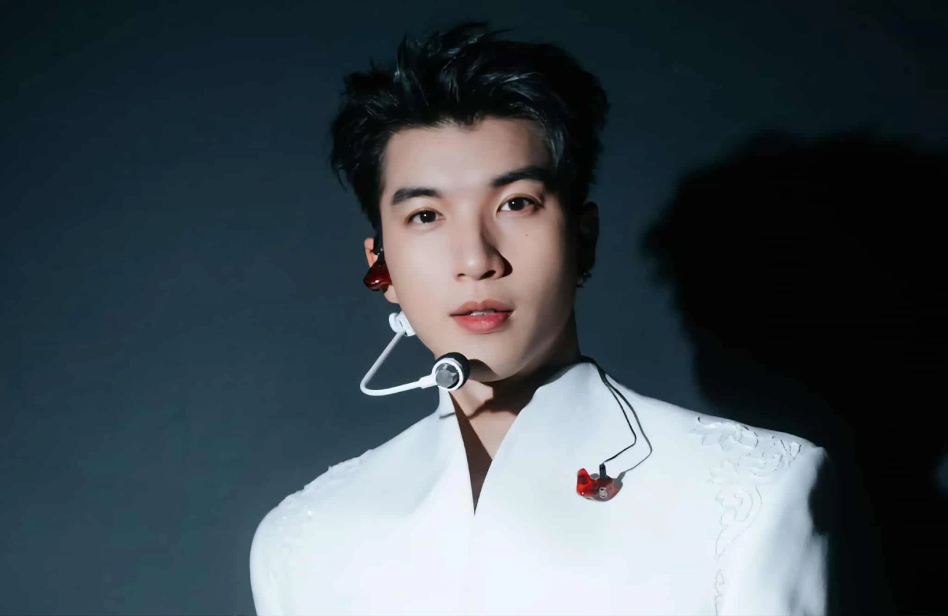 Phong cách trình diễn đầy lôi cuốn của nam nghệ sĩ trẻ