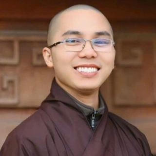 Thầy Thích Khải Tuấn