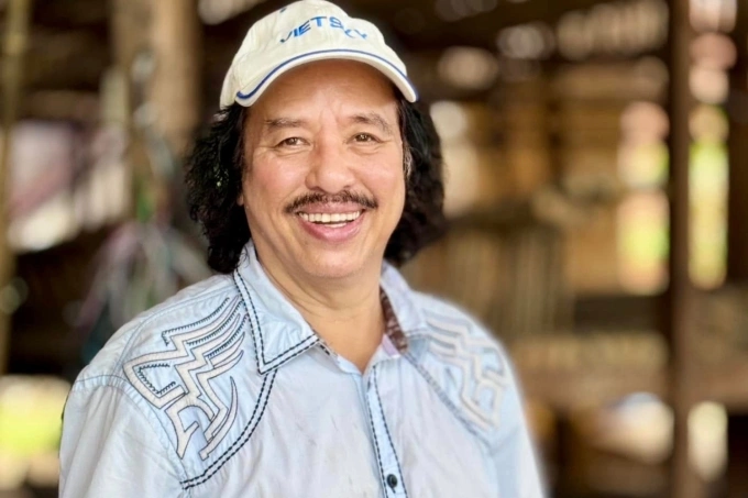 Nhạc sĩ Phạm Đăng Khương trong chuyến đi Bến Tre giữa tháng 3. Ảnh: Facebook Phạm Đăng Khương