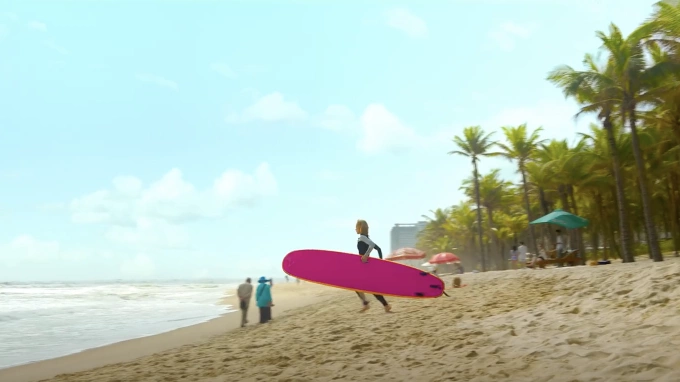 Cảnh quay bãi biển Mỹ Khê trong phim. Ảnh: Netflix