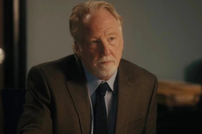 Timothy Busfield trong tập một của The Cleaning Lady mùa bốn. Ảnh: FOX