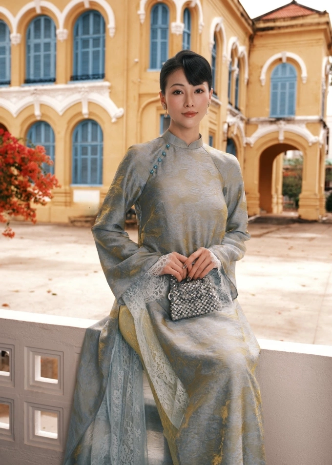 Đoán giá trang phục của sao Việt