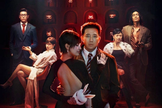 Từ phải qua: diễn viên Quốc Anh, Văn Mai Hương, đạo diễn Trấn Thành, Pháo, LyLy, Vĩnh Đam. Ảnh: TT Town