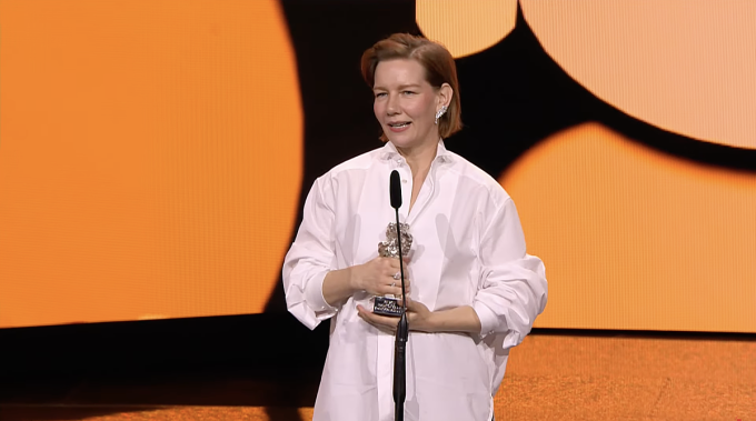 Ngôi sao điện ảnh Đức Sandra Hüller, 48 tuổi, nhận giải Gấu Bạc tại Liên hoan phim Berlin (Berlinale) lần thứ 76. Ảnh: Berlinale - Berlin International Film Festival