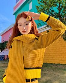 8 màu trang phục giúp người da ngăm trông cuốn hút