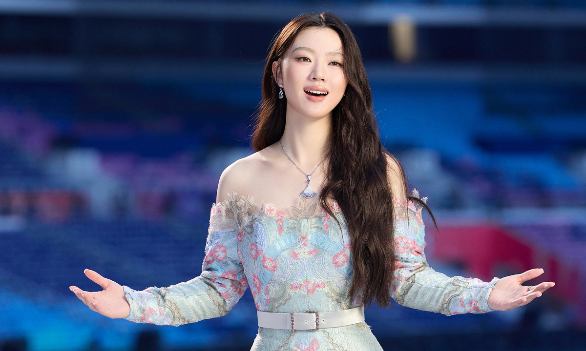 'Tiểu Vương Phi' bị chỉ trích