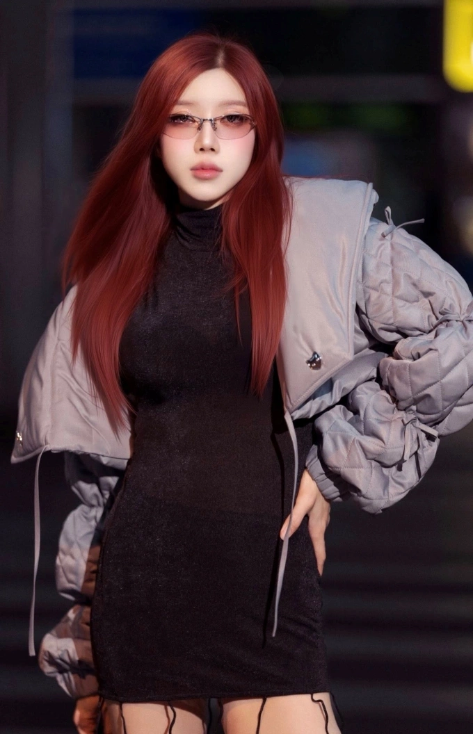 Trang Pháp tại sân bay Trung Quốc trong ngày đầu đến ghi hình. Ảnh:Luke Nguyen