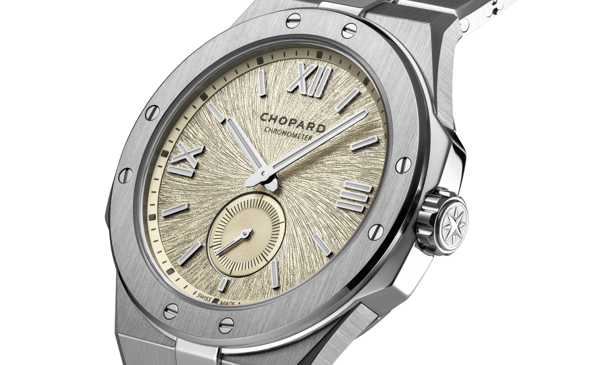 Chopard ra mắt đồng hồ thể thao siêu mỏng