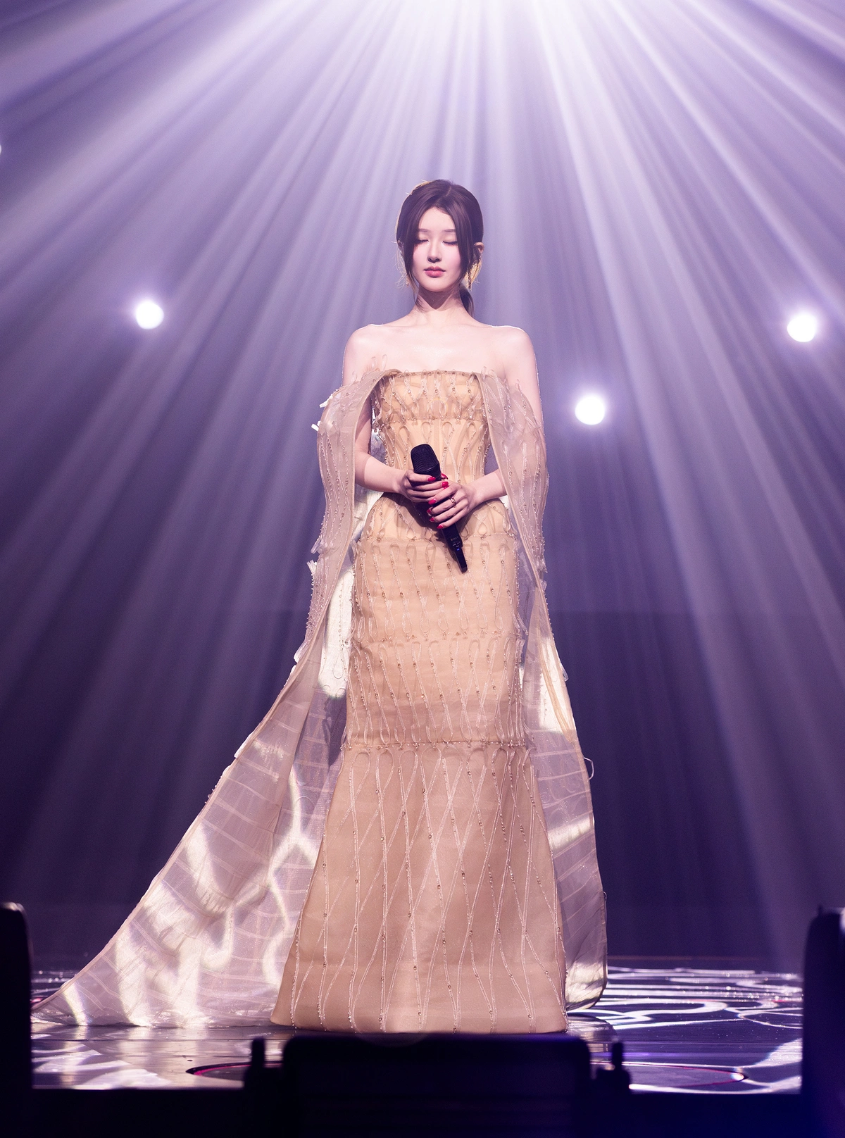 zhao lusi pink dress Zhao lusi pink dress