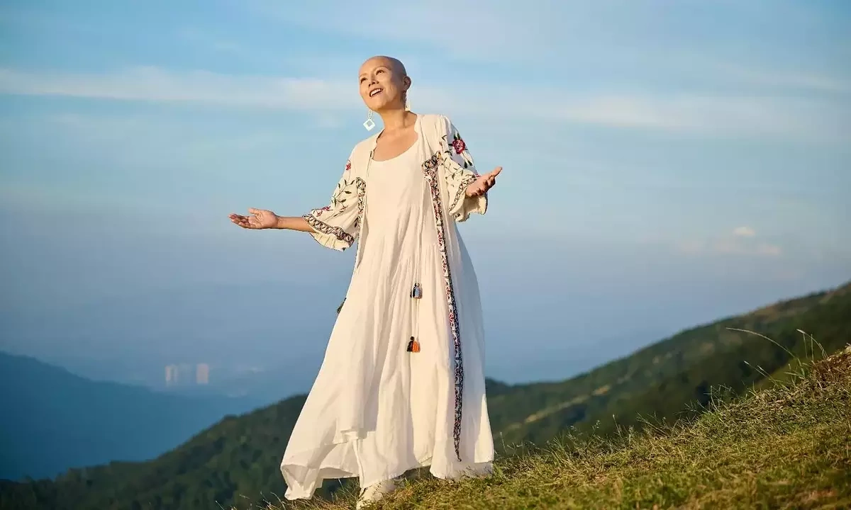 Á hậu Hong Kong Ngô Văn Hân qua đời ở tuổi 52