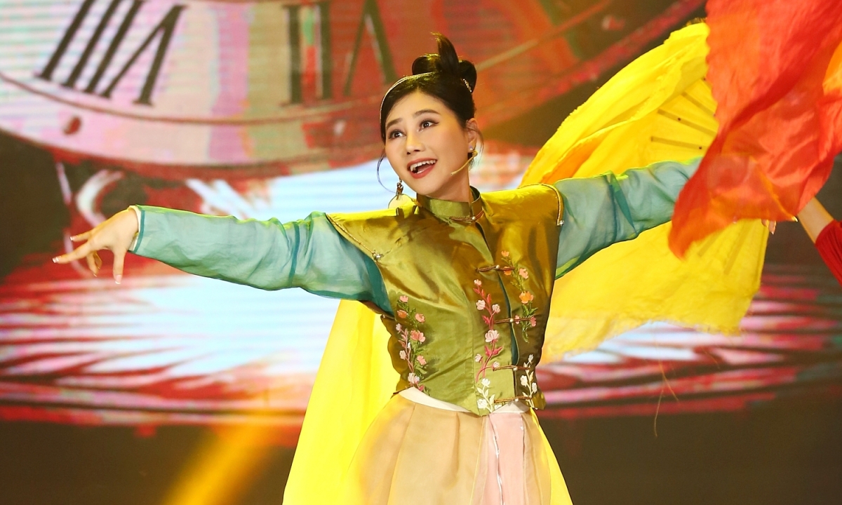 Nghệ sĩ Quế Trân đưa rap, EDM vào cải lương