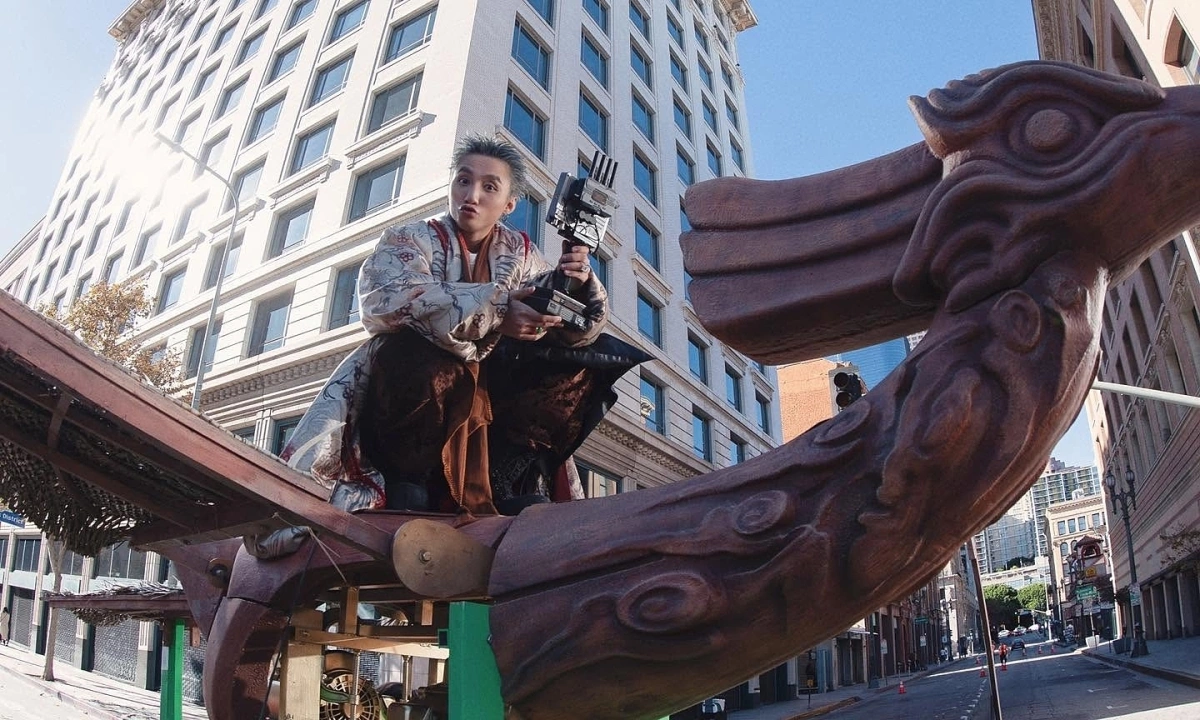 Hậu trường Sơn Tùng quay MV 'Come My Way' giữa Los Angeles
