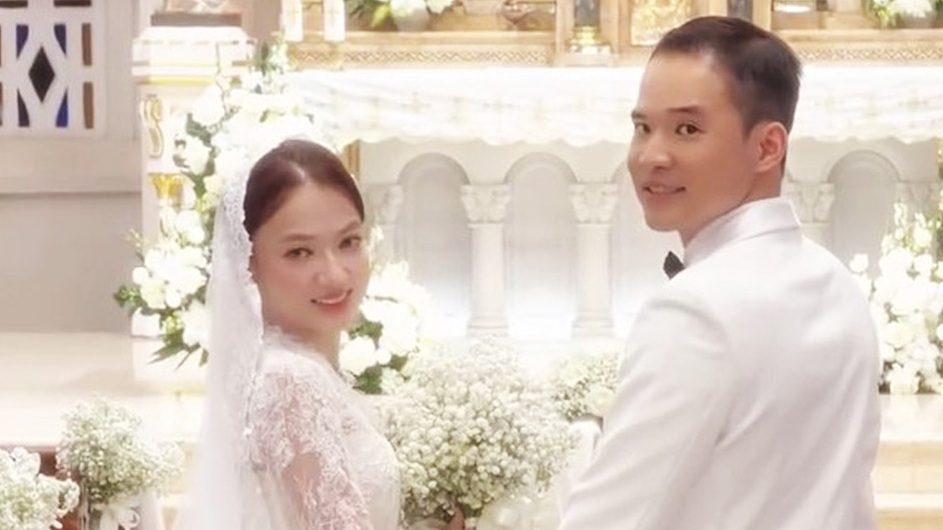 Xuân Nghi làm lễ cưới tại nhà thờ