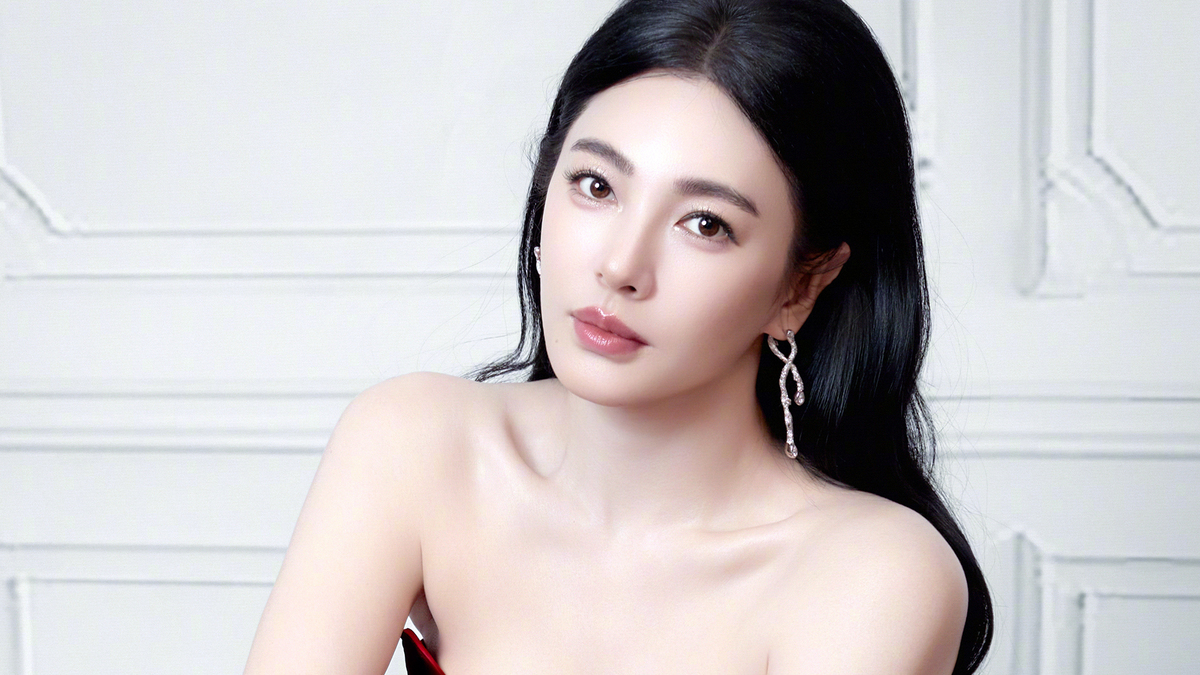 Trương Vũ Kỳ: 'Bạn trai bỏ tôi không lý do'