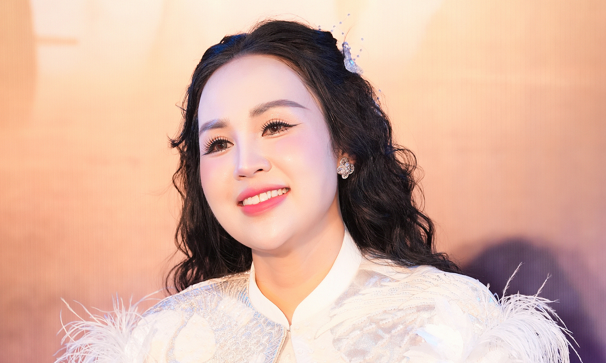 'Sao Mai' Khánh Ly sẽ hát tình ca Nga trong liveshow