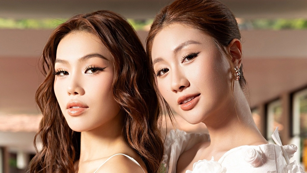 Dàn sao diện sắc trắng dự show 'Mùa hè đẹp nhất'